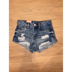 BlankNYC girls distressed medium wash denim shorts size 7 NWT